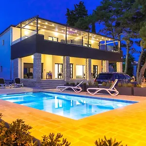  Apartament Maris
